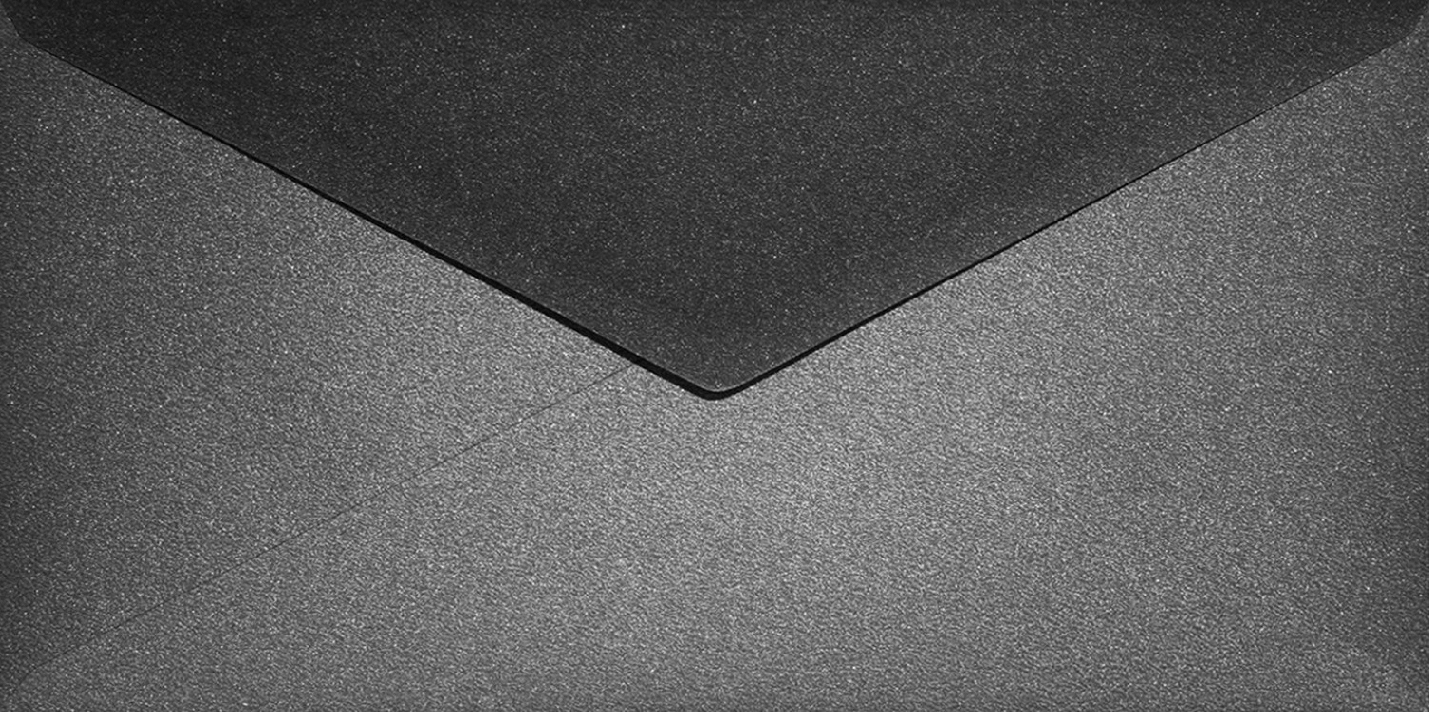 Koperta ozdobna DL NK Aster Metallic Black czarna 120g Koperta ozdobna DL NK Aster Metallic Black czarna 120g