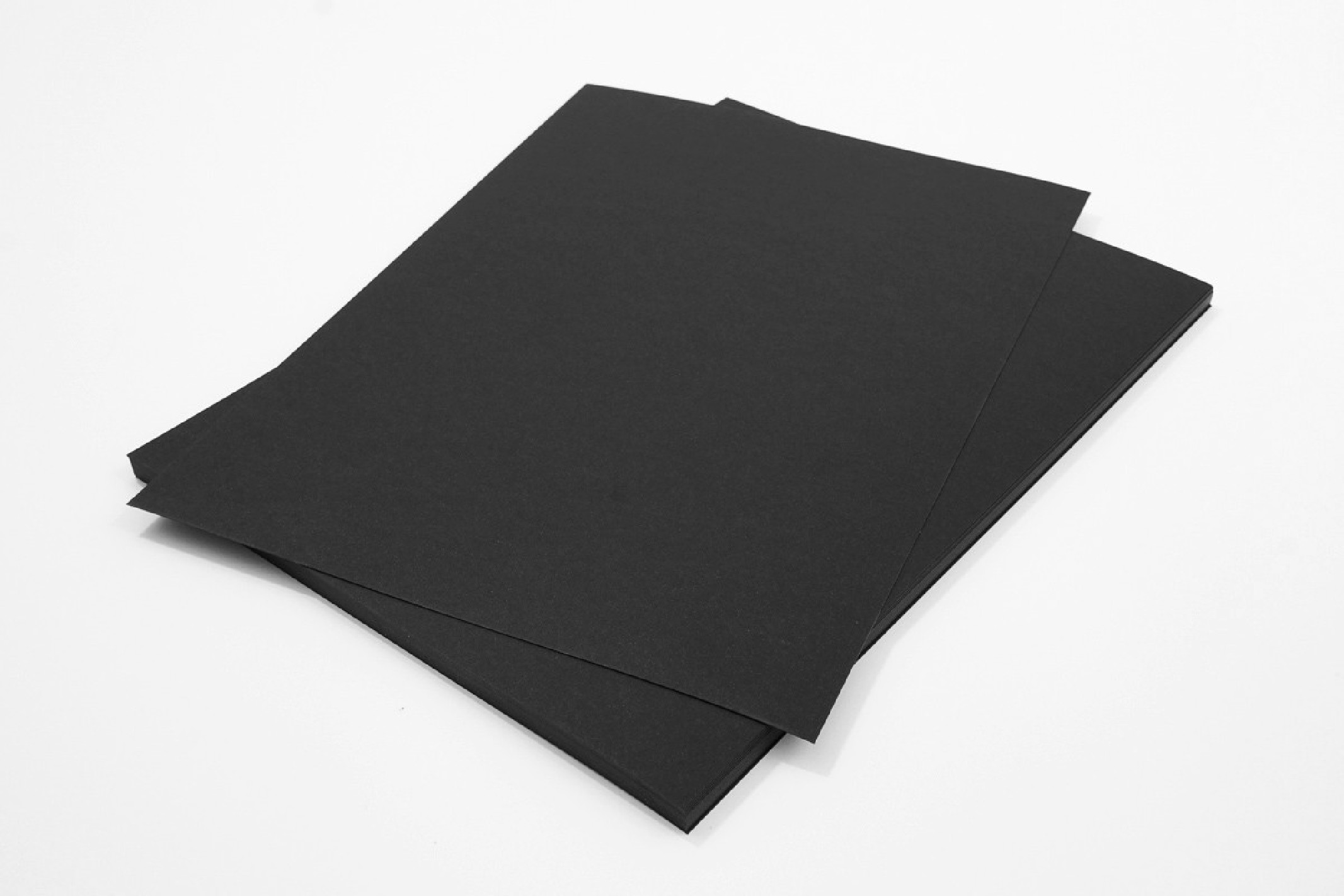 Papier coloré noir 225g Kaskad Raven Black - 20 feuilles A4 Papier coloré noir 225g Kaskad Raven Black - 20 feuilles A4