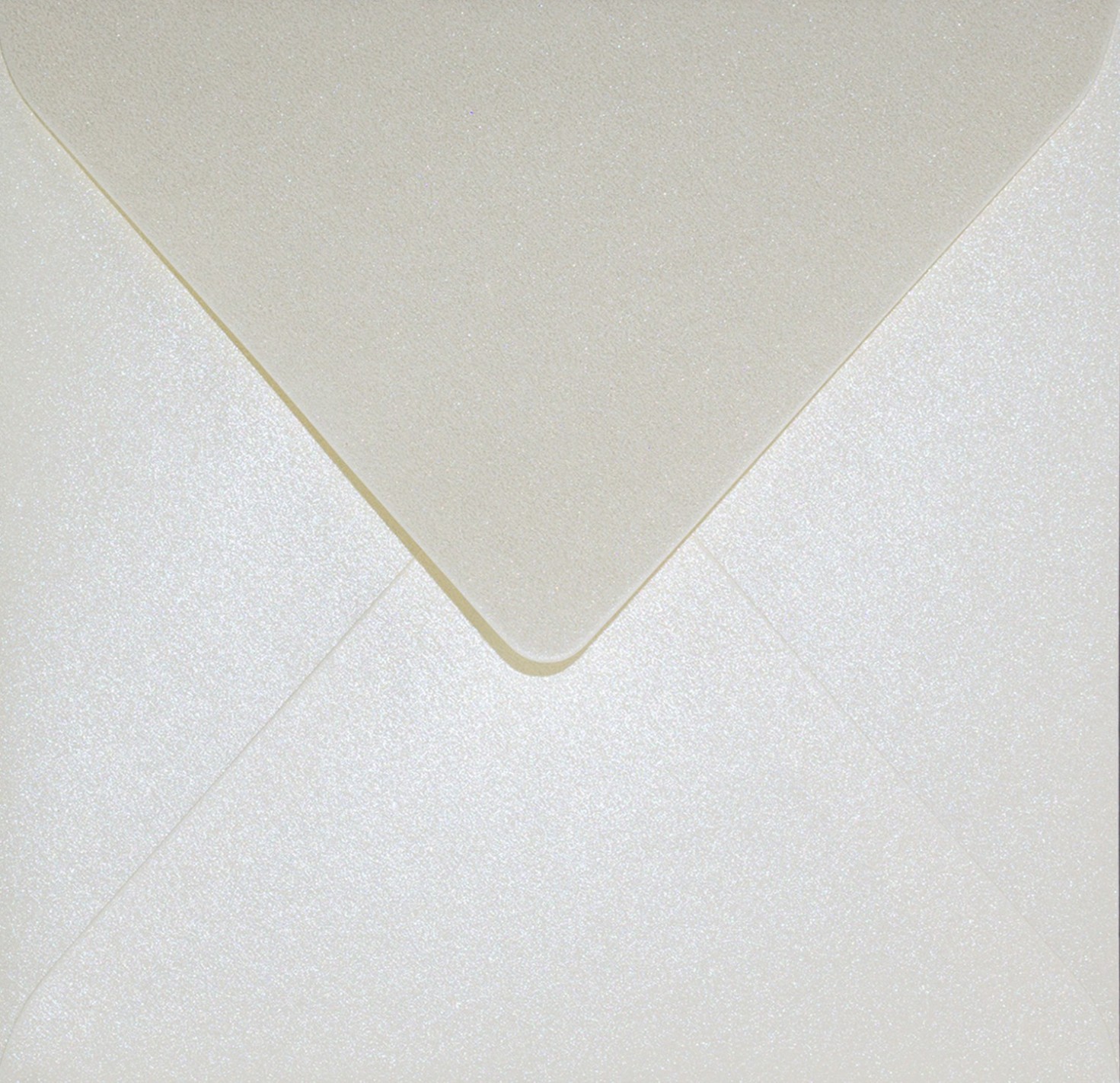 Koperta ozdobna kwadratowa K4 NK 15,3x15,3cm Aster Metallic Cream ecru 120g Koperta ozdobna kwadratowa K4 NK 15,3x15,3cm Aster Metallic Cream ecru 120g