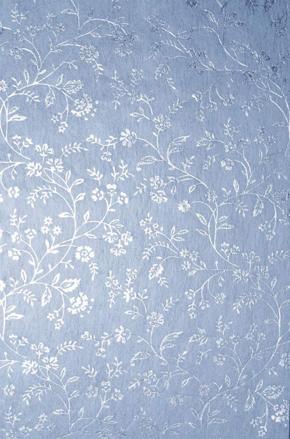 Papier molletonné décoratif bleu è argent fleurs 58x90cm Papier molletonné décoratif bleu è argent fleurs 58x90cm