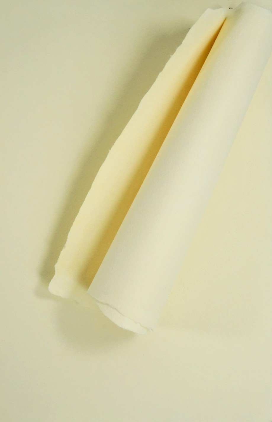 Papier czerpany gładki ecru 5A4 Papier czerpany gładki ecru 5A4