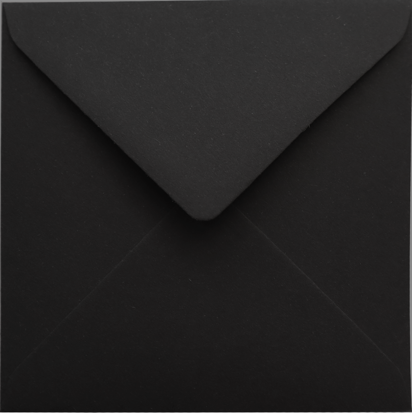 Koperta ozdobna gładka kolorowa kwadratowa K4 11x11 NK Malmero Noir czarna delta 120g Koperta ozdobna gładka kolorowa kwadratowa K4 11x11 NK Malmero Noir czarna delta 120g